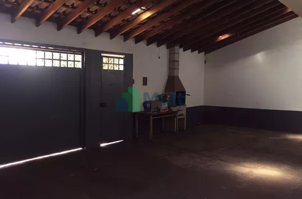 Casa com 3 dormitórios à venda, 150 m²  - Centro - Pradópolis/SP
