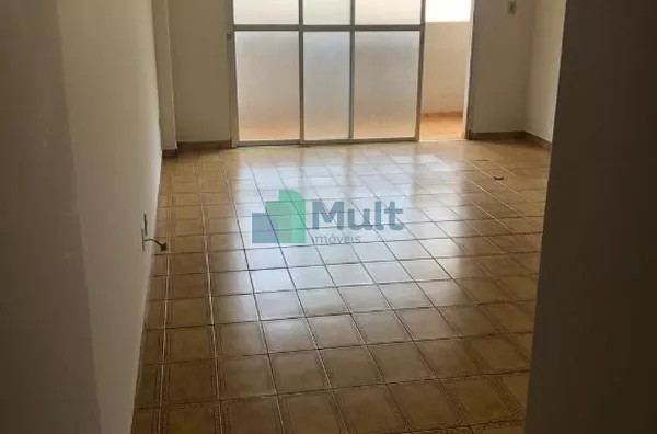Apartamento em ótima localização próximo Shopping Santa Úrsula  com 92m² de área privativa.