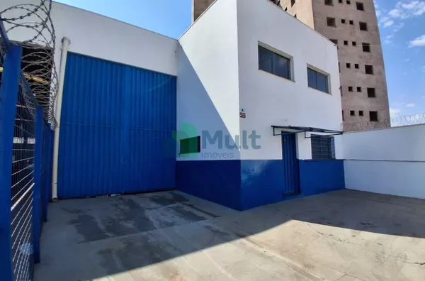 Galpão Jardim Anhanguera com localização próxima a Rod. Anhanguera com área construída de 510m² - Ribeirão Preto