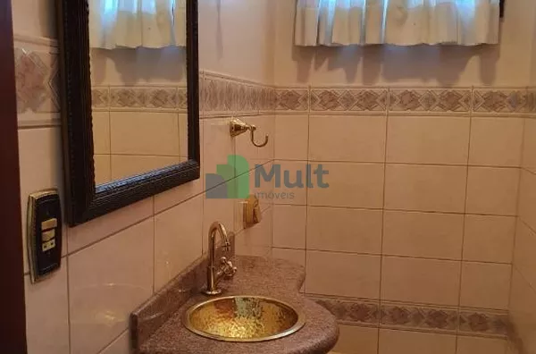 Apartamento em ótima localização na Zona Sul, 3 dormitórios, sendo 1 suíte com hidromassagem,...