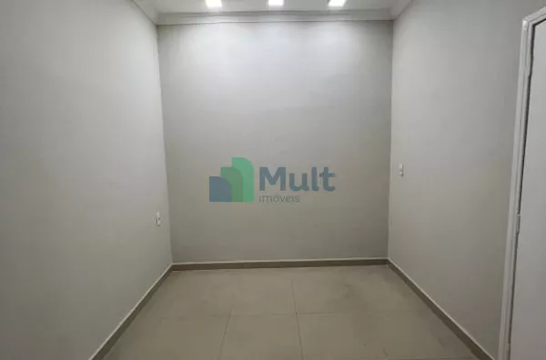 Salão Comercial reformado em excelente localização no Bairro Campos Elísios com 66m² de construção e 45,74m² de área útil,.