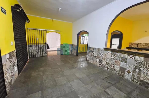 Salão Comercial  localizado no Bairro Vila Seixas em  excelente localização próximo às Avenidas Independência, Francisco  com 469m² de terreno e 327m²