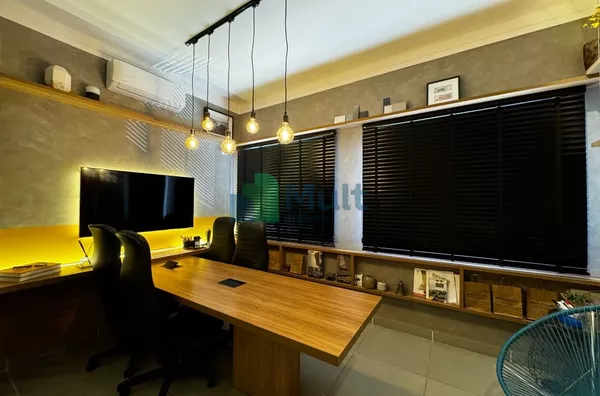 Sala Comercial em excelente localização próximo a USP, com 48,61m²de área privativa.