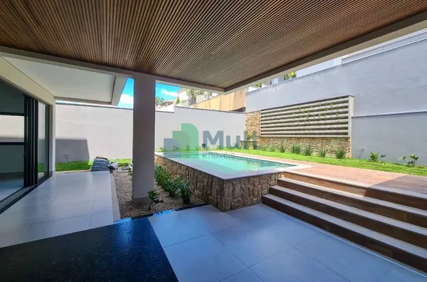 Casa no Condomínio Alphaville 2 em Bonfim Paulista, 364m² de área construída.