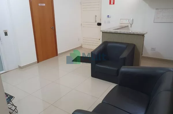 Sala Comercial Mobiliada em excelente localização no Bairro Nova Ribeirania com 30,84m² de área privativa  no piso superior .