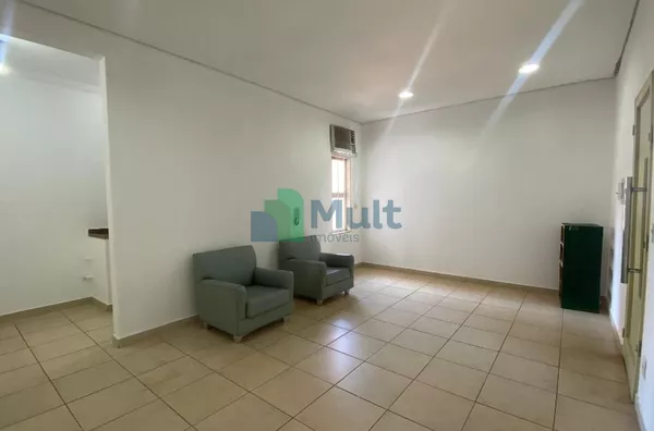 Sala em ótima localização na Vila Seixas, com com 37m² de área útil.