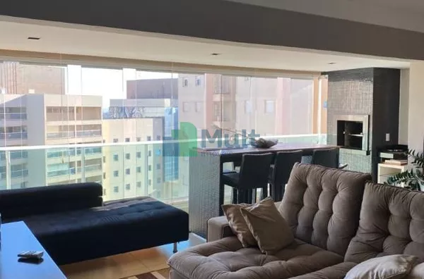 Apartamento de Alto Padrão localizado no Bosque das Juritis com 3 suítes.