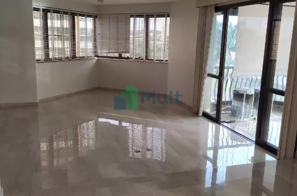 Apartamento de Alto Padrão com 336,86m²,  localizado na Zona Sul ao lado da Av João Fiusa,  4...