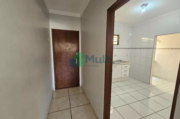 Apartamento em excelente localização no Bairro Vila Seixas entre as principais avenidas:  Portugal, Independência e Vargas com 68m², 2 suítes.