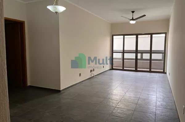 Apartamento localizado no Bairro  Jd. Irajá com 98,44m²