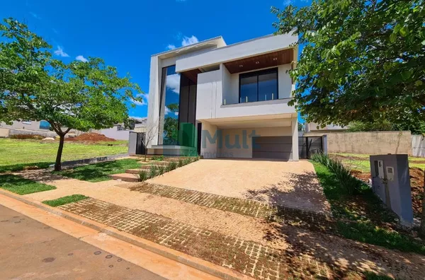 Casa no Condomínio Alphaville 2 em Bonfim Paulista, 364m² de área construída.
