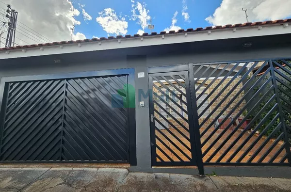 Casa térrea em ótima localização no Bairro Vila Tamandaré com 135m² de área comum.