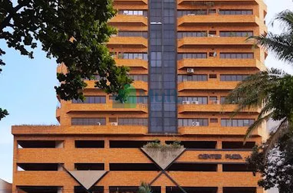 Sala Comercial em excelente localização no Ed. Center Plaza com 49m² de área privativa.