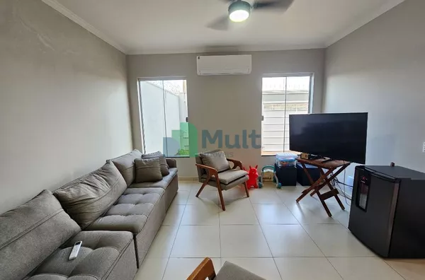 Casa Térrea localizada no Bairro Res. Palmares com terreno de  250 m² sendo 152 m² de construção. Excelente Oportunidade!
