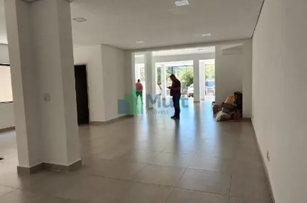 Salão para alugar, 343 m² - Centro - Ribeirão Preto/SP