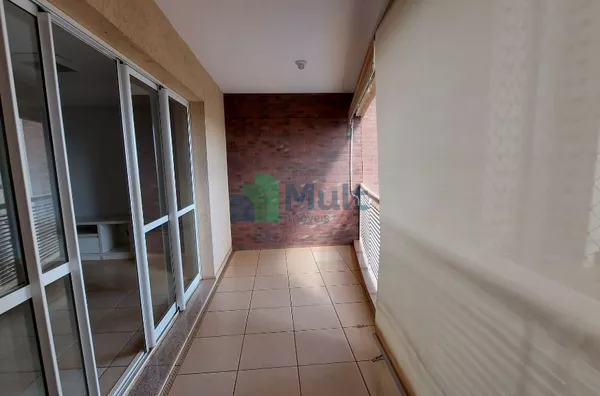 Apartamento de Alto Padrão localizado no Bairro Jd. Santa Ângela, Zona Sul, com 137,70m² de área útil.