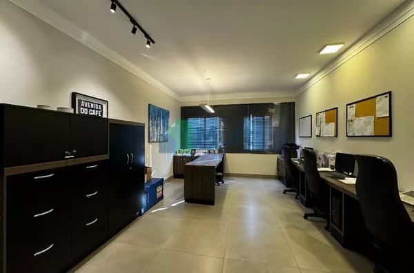 Sala Comercial em excelente localização próximo a USP, com 37,41m²de área privativa.