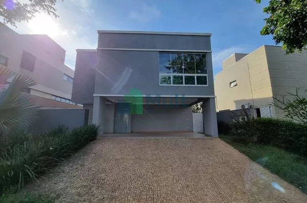 Sobrado no Condomínio Alphaville - Ribeirão Preto  - SP,  com 494,28m²  .