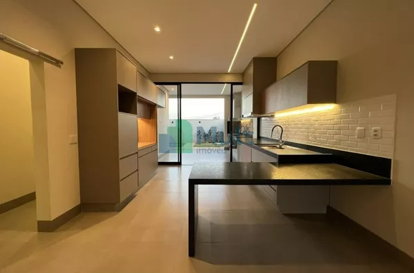 Linda casa térrea em Bonfim Paulista, com terreno de 296m² e área construída de 172m²