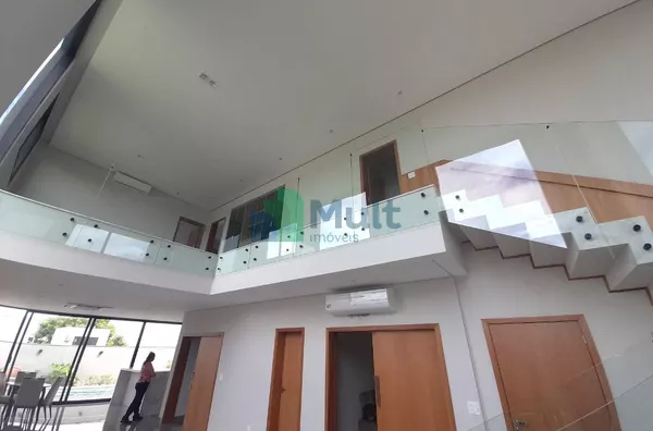Casa nova, são 3 suítes, completa e com a cara da sua família!!!!