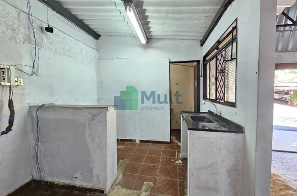 Galpão Comercial para Locação – 310,00 m² – 1 Banheiro – Centro | Ribeirão Preto/SP - Foto 6