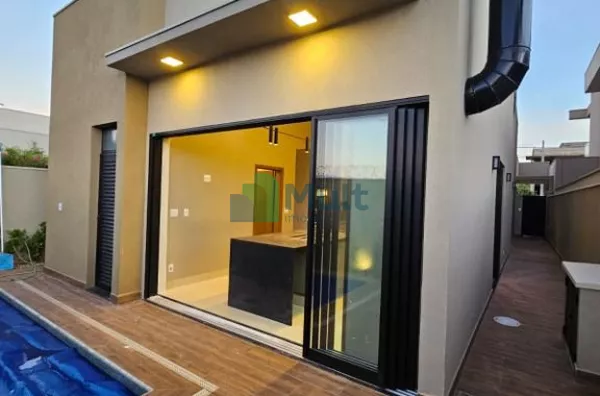 Casa com 3 suítes à venda, 154 m²
