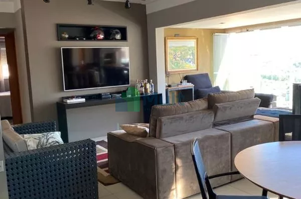 Apartamento de Alto Padrão localizado no Bosque das Juritis com 3 suítes.