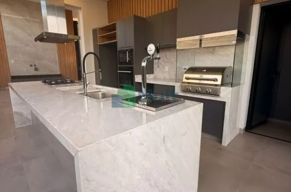 Casa Térrea em Condomínio de Alto Padrão em Bonfim Paulista com terreno de  494m² e 262m²com área construída.