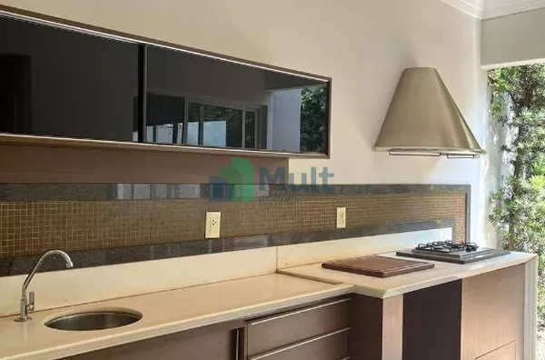 Sobrado em Condomínio próximo ao Parque Raya e Savegnago, Zona Sul.