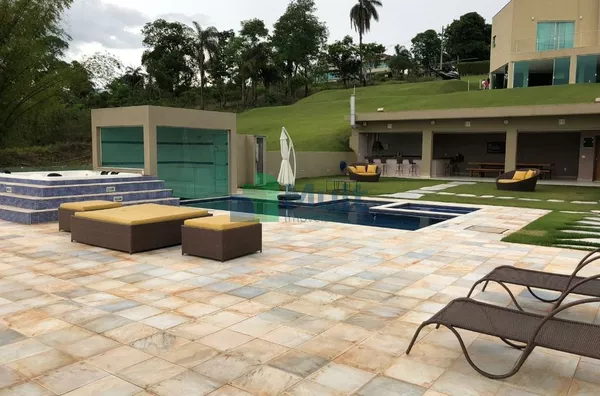 Casa de Férias em Escarpas do Lago