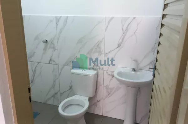 Galpão Comercial Novo em excelente localização no Bairro Jd. Anhanguera com 300m² de área...