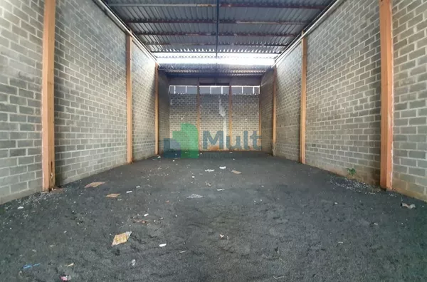 Galpão Comercial em ótima localização no Jd . Anhanguera com 320 m² próximo a Av. Bananal e...
