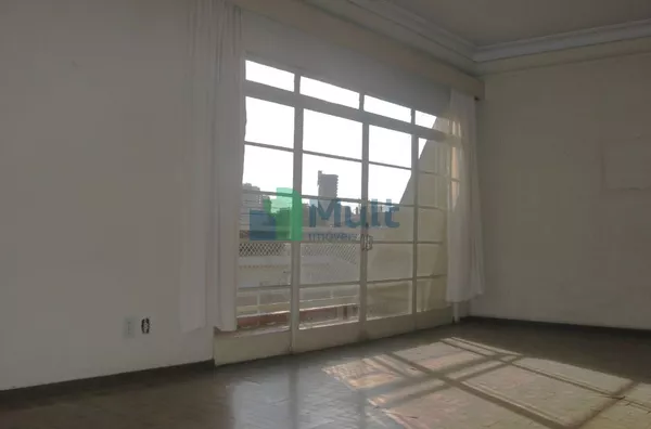 Sobrado com 3 dormitórios à venda, 334 m² por R$ 550.000,00 - Jardim Macedo - Ribeirão Preto/SP