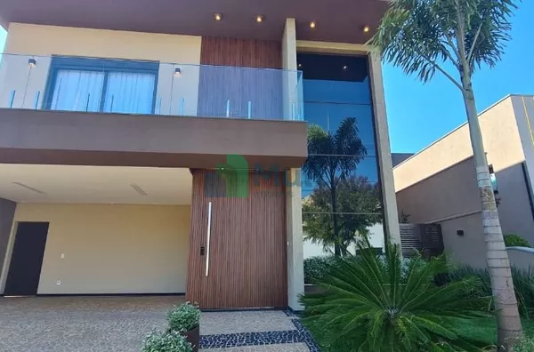 Sobrado Novo em condomínio de Alto Padrão.