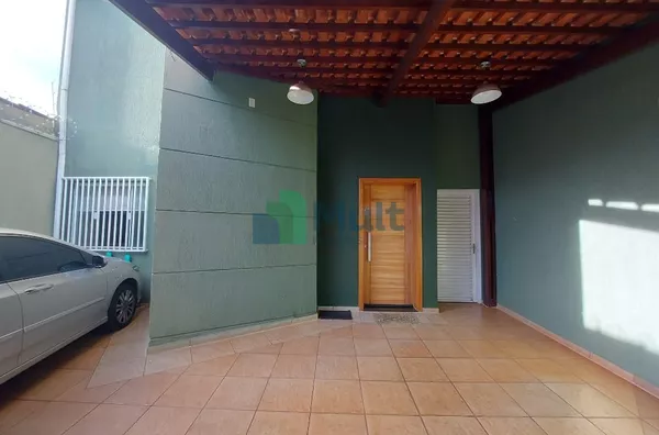 Sobrado em ótima localização no Bairro Sumarezinho com varanda gourmet.