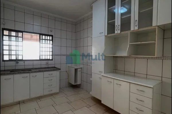 Casa com 3 quartos, sendo 1 suíte à venda, 144 m² - Sumarezinho - Ribeirão Preto/SP