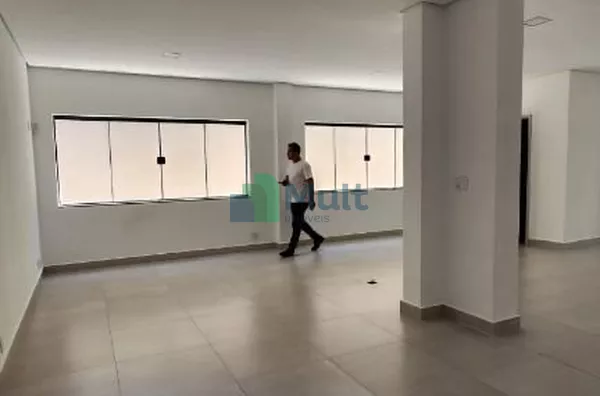 Salão para alugar, 343 m² - Centro - Ribeirão Preto/SP