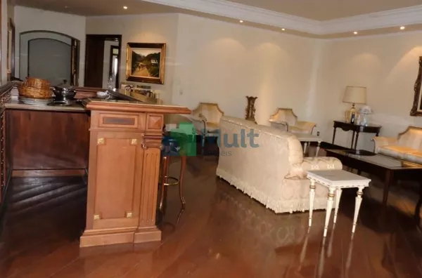 Apartamento de Alto Padrão com 503m² em ótima localização no Centro da Cidade de Ribeirão Preto.