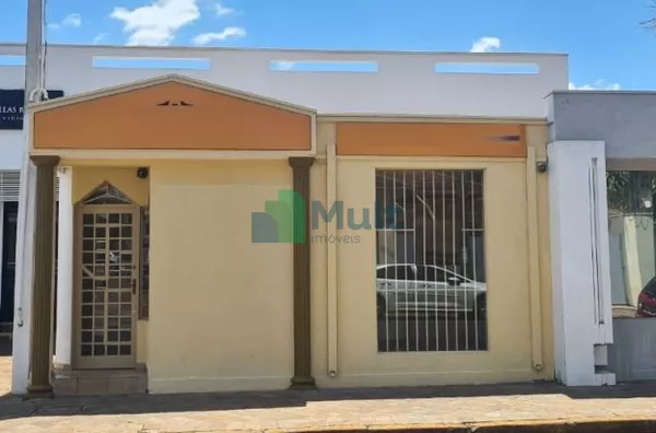 Loja  em excelente localização no Bairro Boulevard com 30m² de área útil.