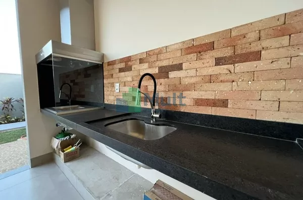 Linda casa térrea em Bonfim Paulista, com terreno de 296m² e área construída de 172m²