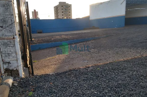 Terreno com benfeitorias para alugar, 1000 m² - Jardim Palma Travassos - Ribeirão Preto/SP