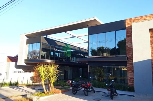 Loja térrea/Espaço corporativo com 180 m² total, localização na Zona Sul.