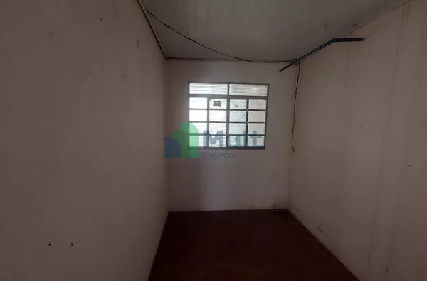 Imóvel Comercial à Venda localizado em ótimo ponto na Av. Saudade.