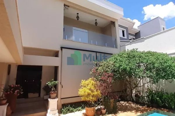Lindo Sobrado em Condomínio Fechado na Cidade de Bonfim Paulista -SP com 299,14m² de terreno e 290,46m² de área útil.