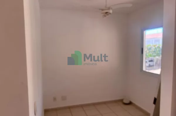 Casa com 3 quartos para alugar, 140 m²
