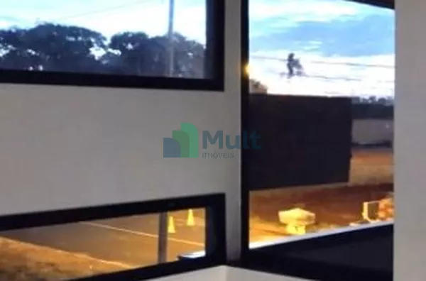 Sobrado no  Condomínio Portal da mata -  com 257m², 3 suítes, piscina e varanda gourmet.