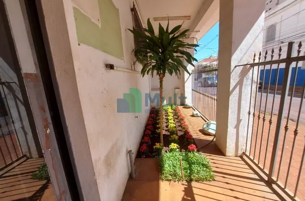 Prédio Comercial para Locação  com área útil de 2.500m² ao lado da Igreja São José no Centro de Ribeirão Preto-SP