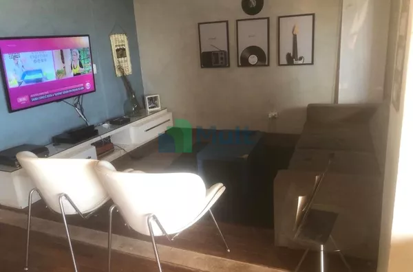 Apartamento em ótima localização no Jd. Paulistano com 146,76 m² de área útil.