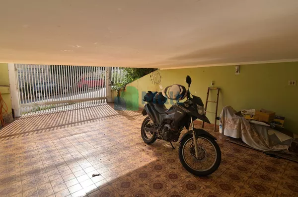 Casa Residencial e Comercial para Venda – 157,68 m² de Área Construída – 3 Quartos, 1 Suíte, 2 Banheiros – Bairro Jardim Palma Travassos | Ribeirão Preto/SP - Foto 2