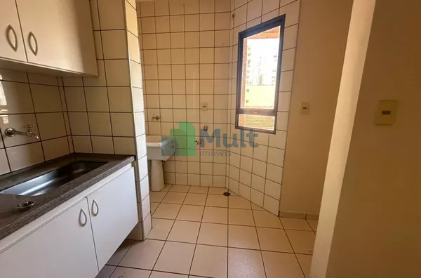 Apartamento em excelente localização no Centro da Cidade com 40m² de área privativa.